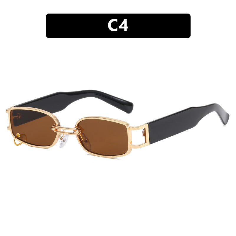 Ladies sunglasses in luxurious rectangular design with golden accents Bowlift