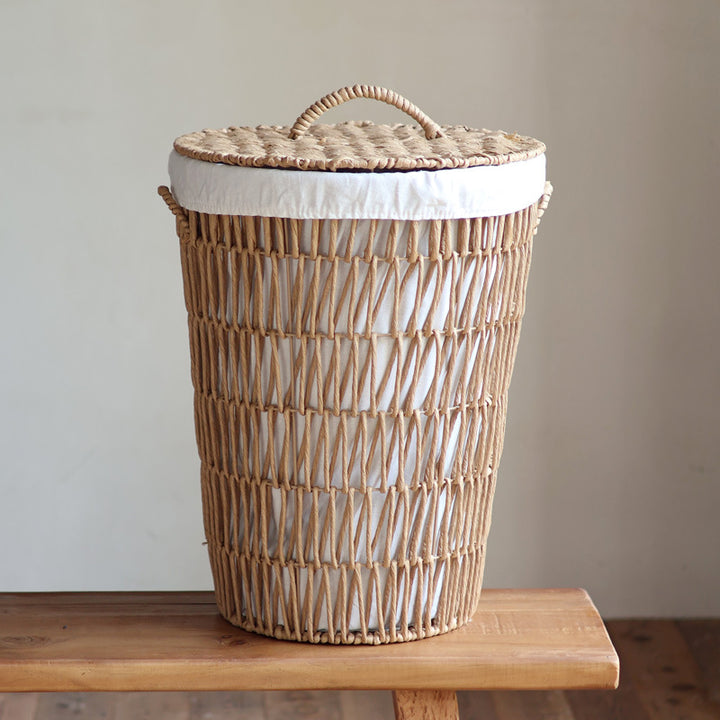 Stylish laundry basket with lid Bowlift