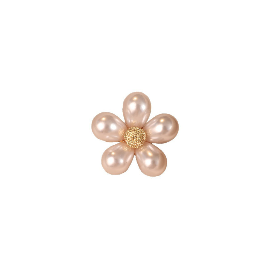Elegant flower brooch with pearl accents Bowlift