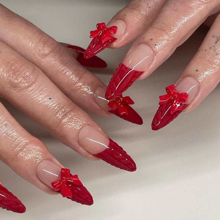 Artistic stiletto nails with shiny accents Bowlift