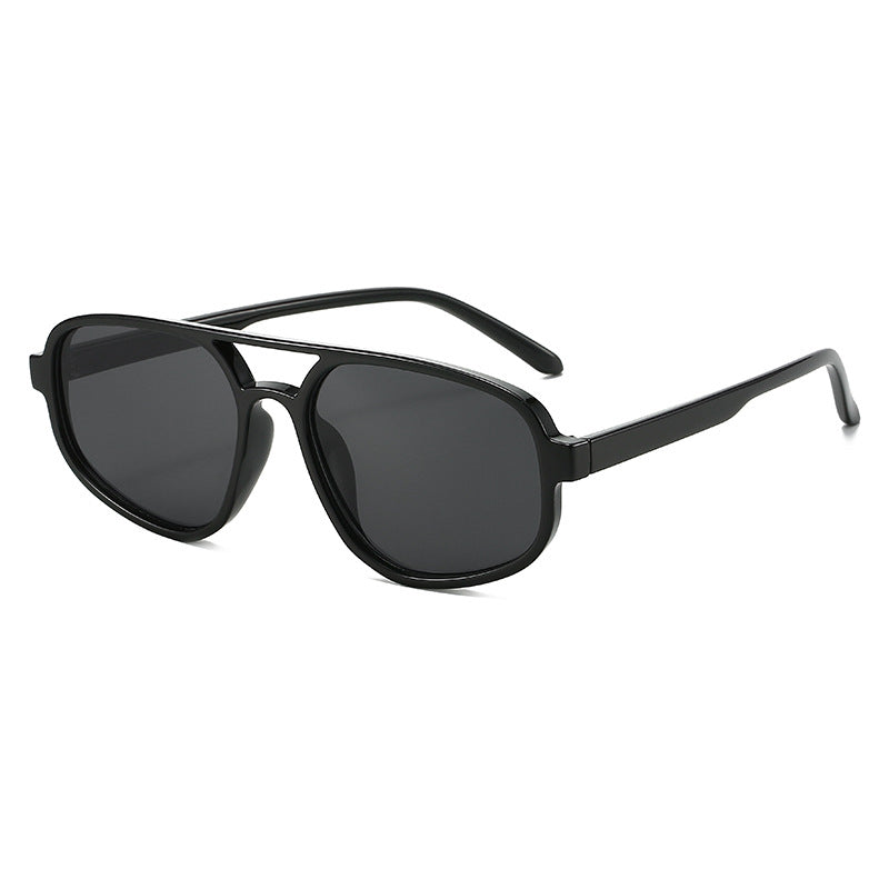 Women's fashionable sunglasses with wide frame and UV protection Bowlift