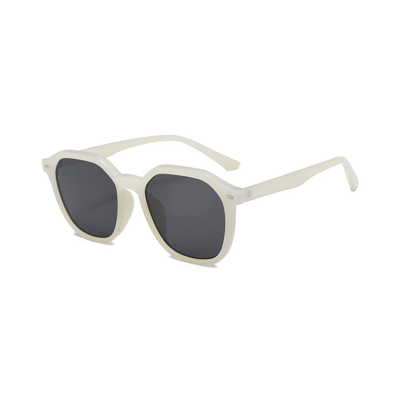 Women's stylish sunglasses in modern polygonal design Bowlift
