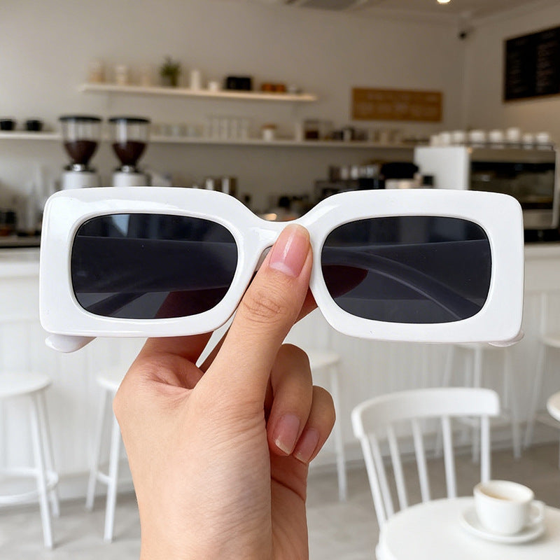 Bold Retro Square Sunglasses Bowlift