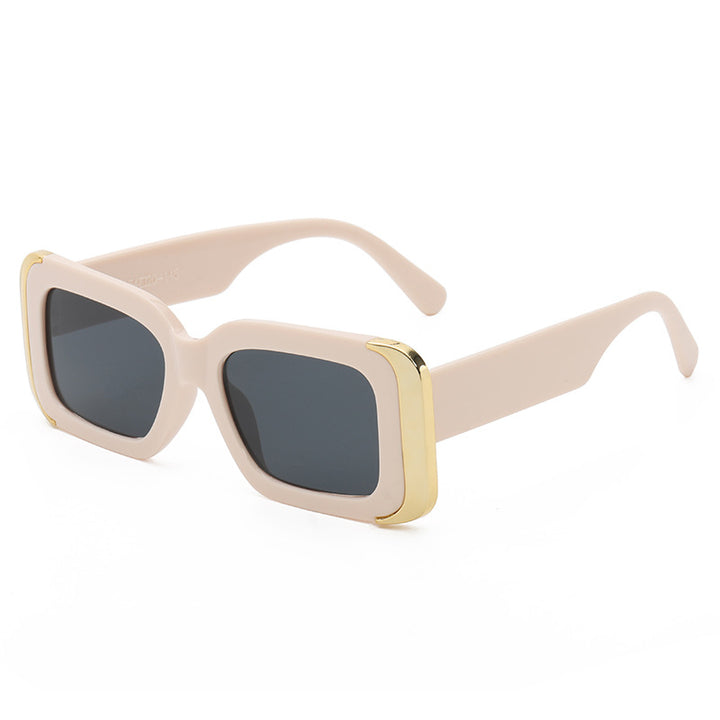 Women Oversized Sunglasses in Modern Animal Print Design Bowlift