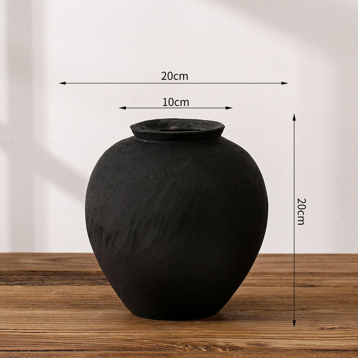 Elegant and timeless decorative vase Bowlift