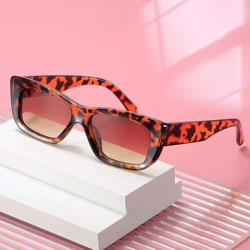 Ladies fashionable sunglasses with rectangular frame Bowlift