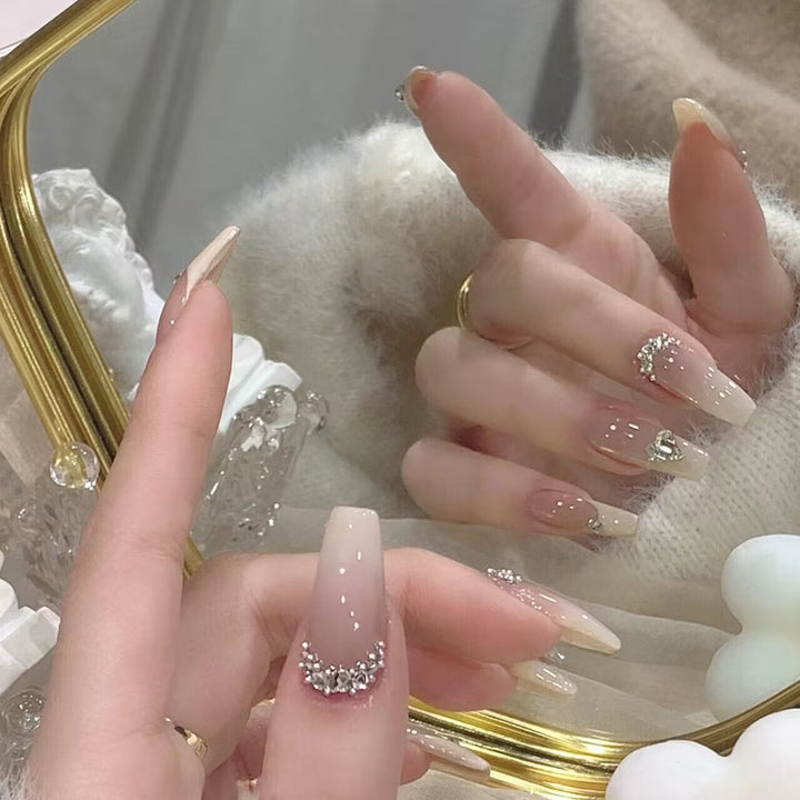 Elegant French Tip Press-On Nail Art Bowlift