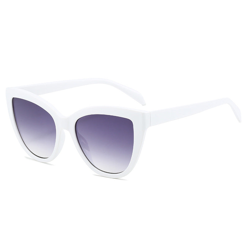 Women's Cat-Eye Sunglasses with Transparent Frame and UV Protection Bowlift