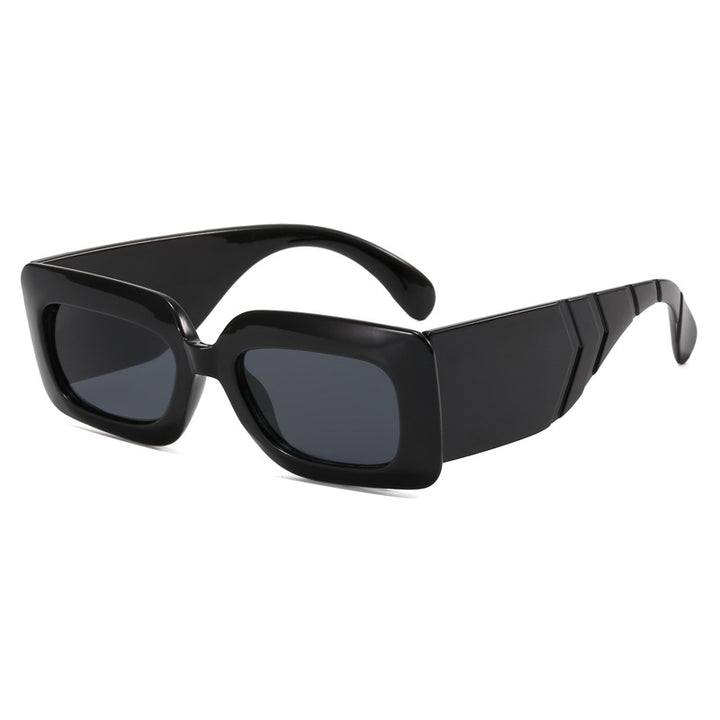 Women extravagant sunglasses with striking snake pattern Bowlift