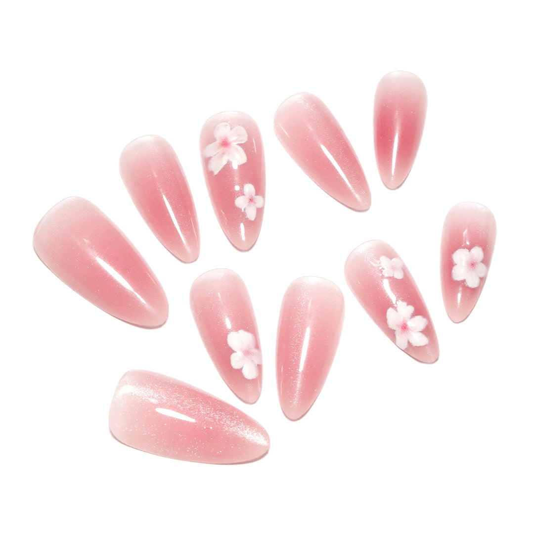 Artificial nail art with floral design Bowlift