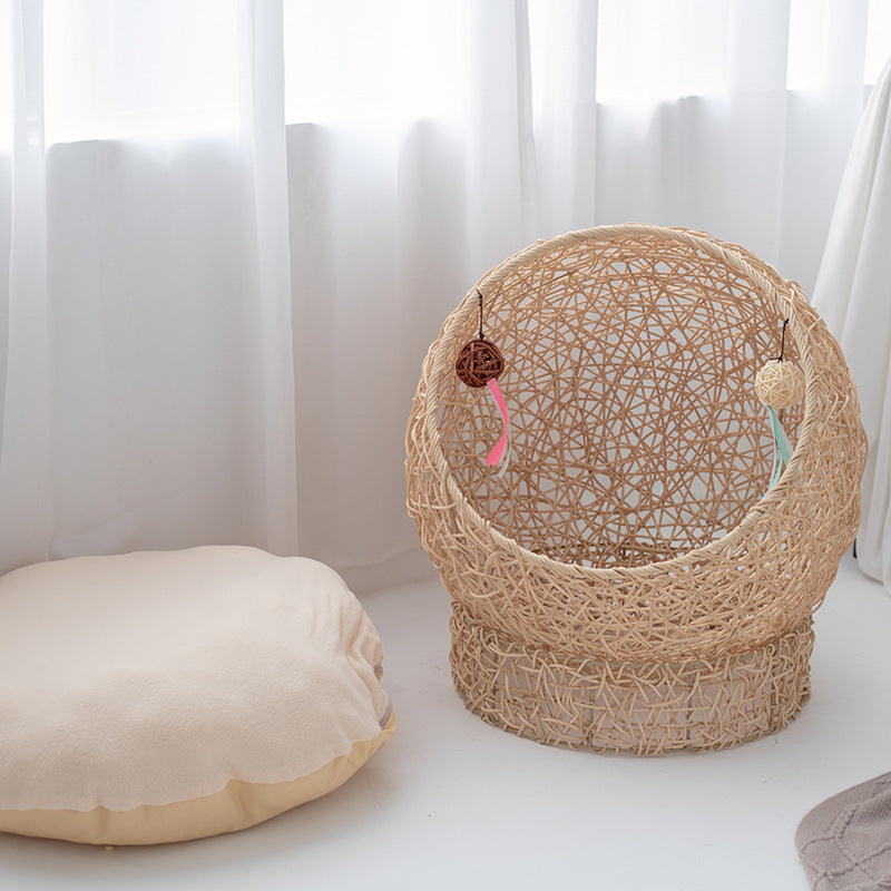 Cozy cat bed made of handwoven natural material Bowlift