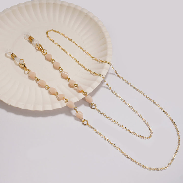 Elegant Beaded Eyewear Chain Bowlift