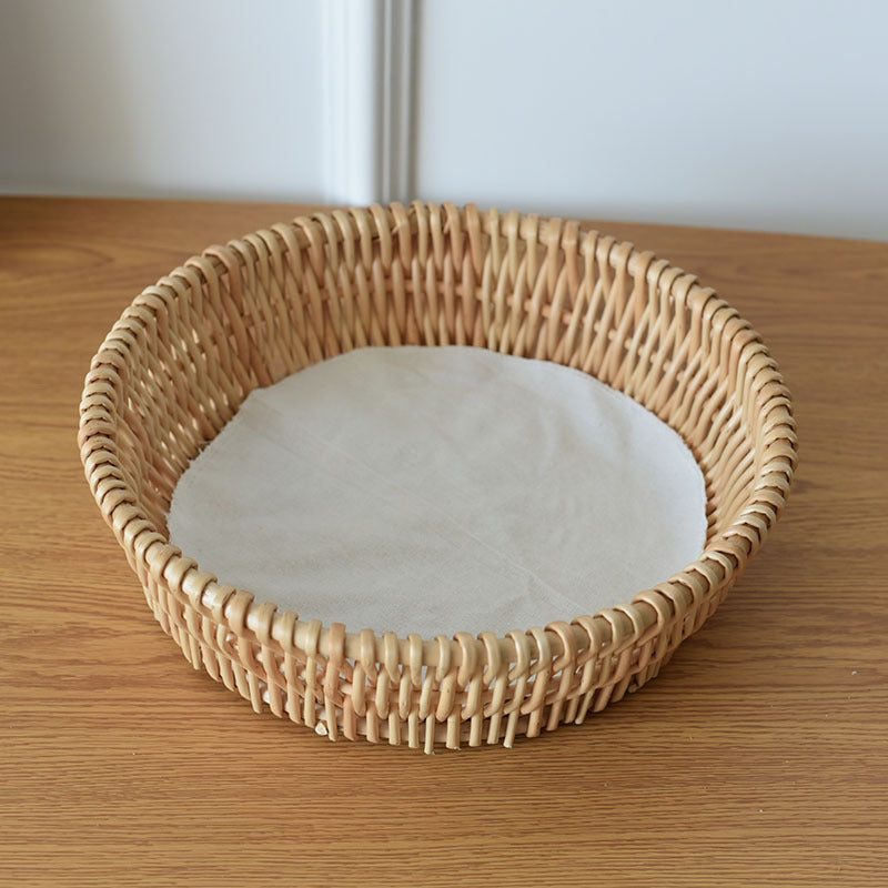 Ladies braided basket with removable inner lining Bowlift