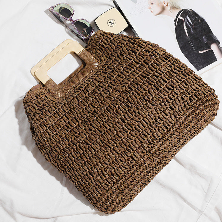 Basket bag with stylish wooden handle Bowlift