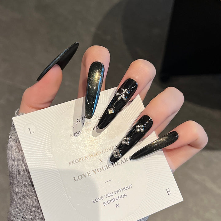 Glamorous Decorative Press-On Nail Art Bowlift