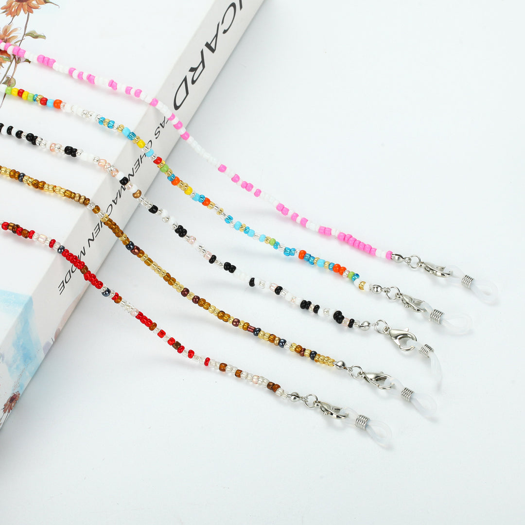 Colored bead necklace with carabiner clasp Bowlift