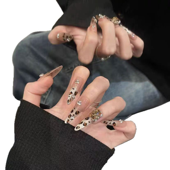 Artistic Stiletto Press-On Nails with Silver Accents Bowlift