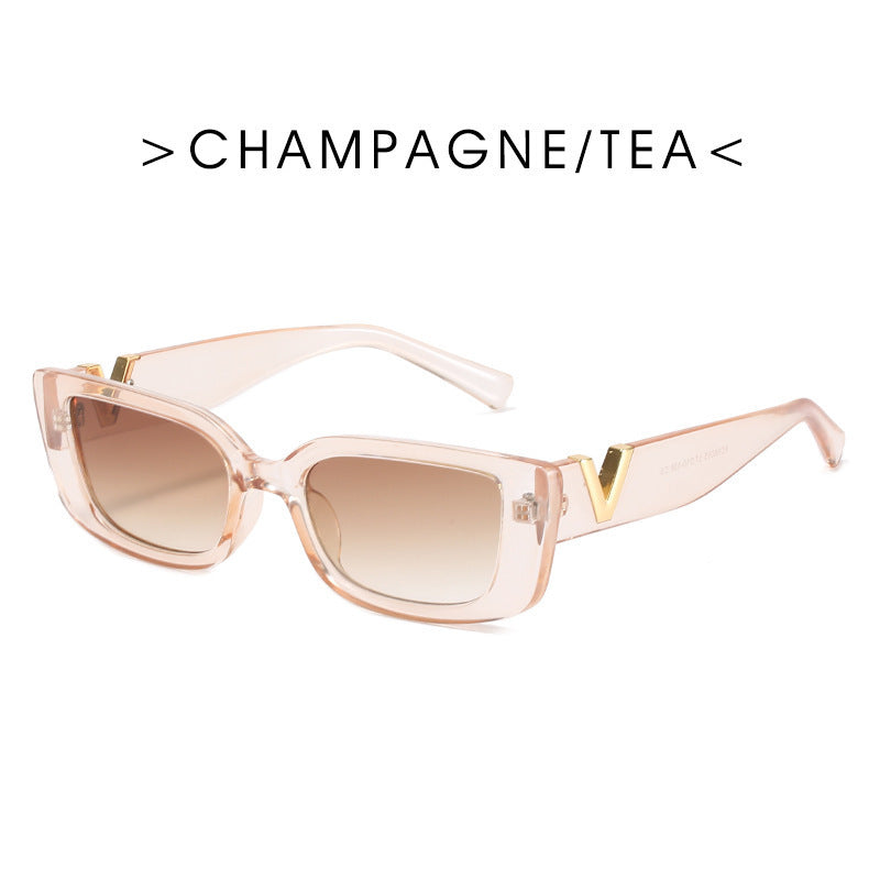 Ladies fashionable sunglasses in clear design Bowlift