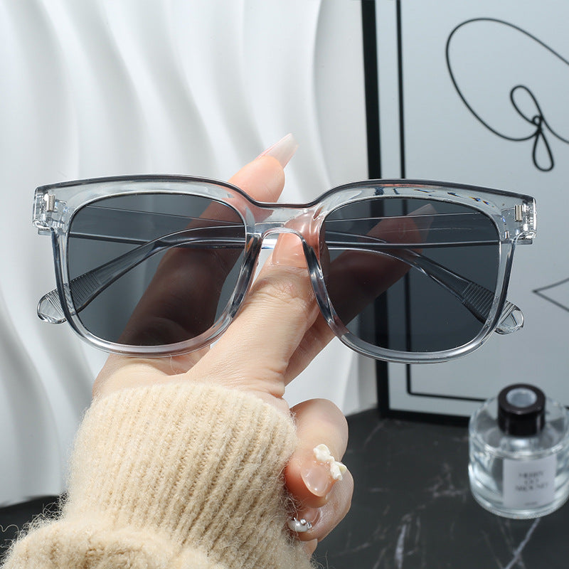 Women Fashionable Square Sunglasses with Transparent Frame Bowlift