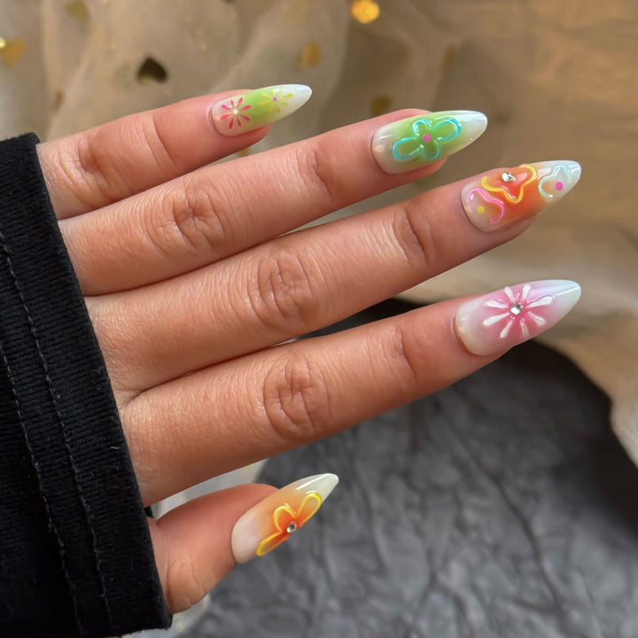 Artistic Floral Press-On Nails Kit Bowlift