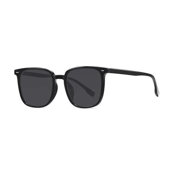 Women's sunglasses in a modern square style with special UV protection lenses Bowlift
