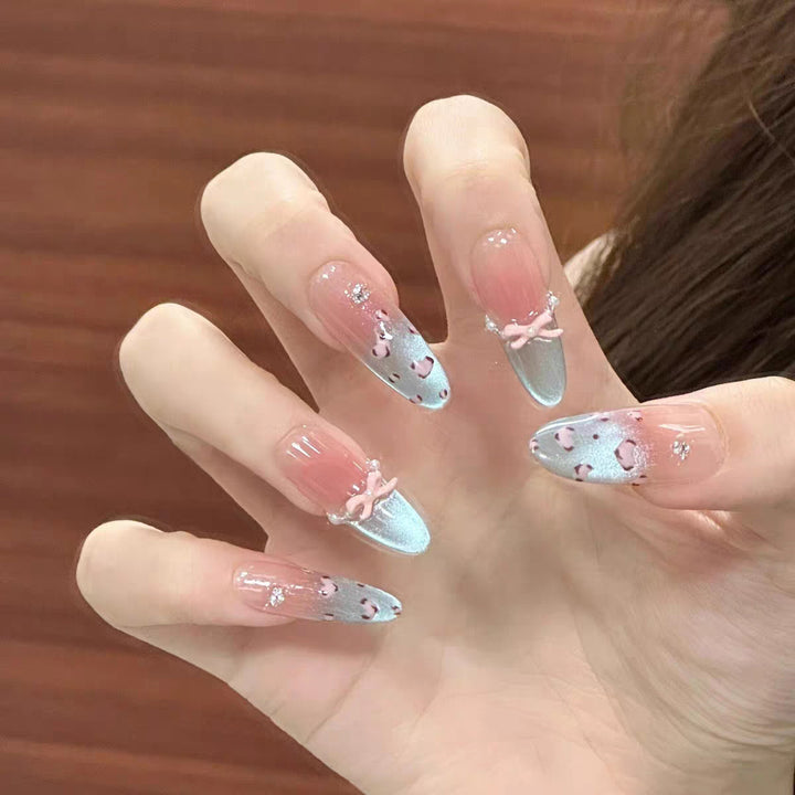 Decorative Stiletto Press-On Nails Bowlift