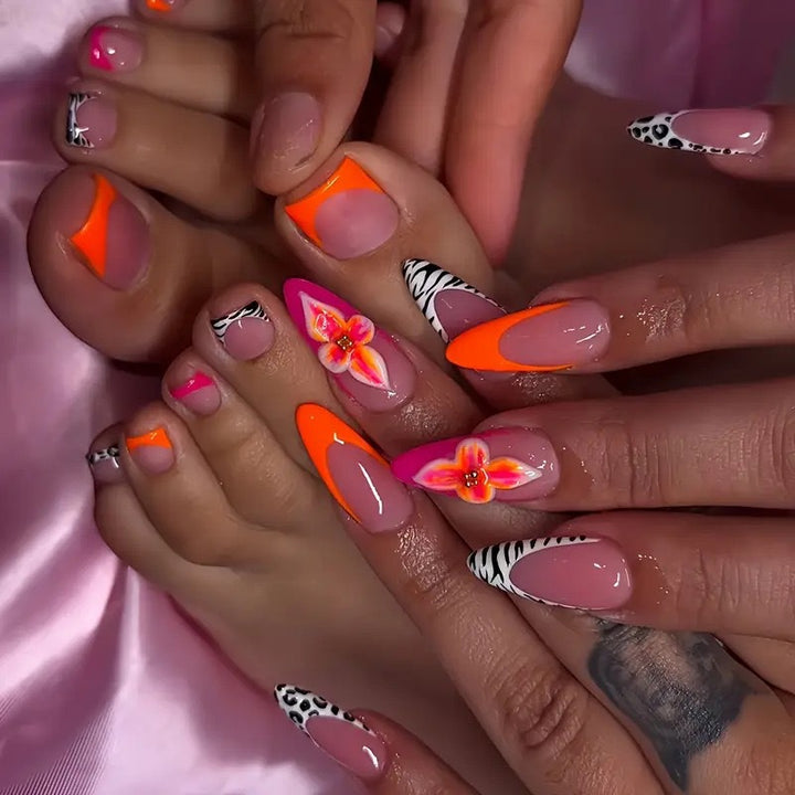 Artistic Floral Nail Design Set Bowlift