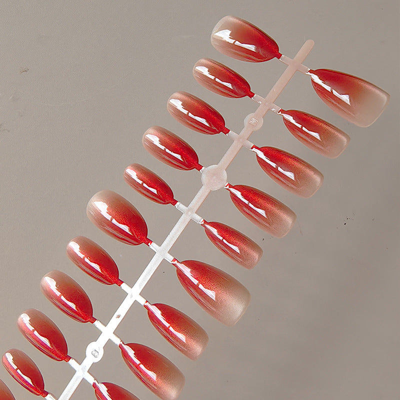 Artificial Nails in Elegant Ombre Look Bowlift