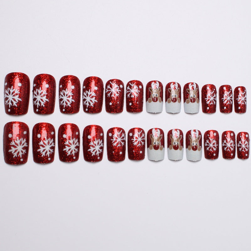 Creative artificial nails with festive reindeer design Bowlift