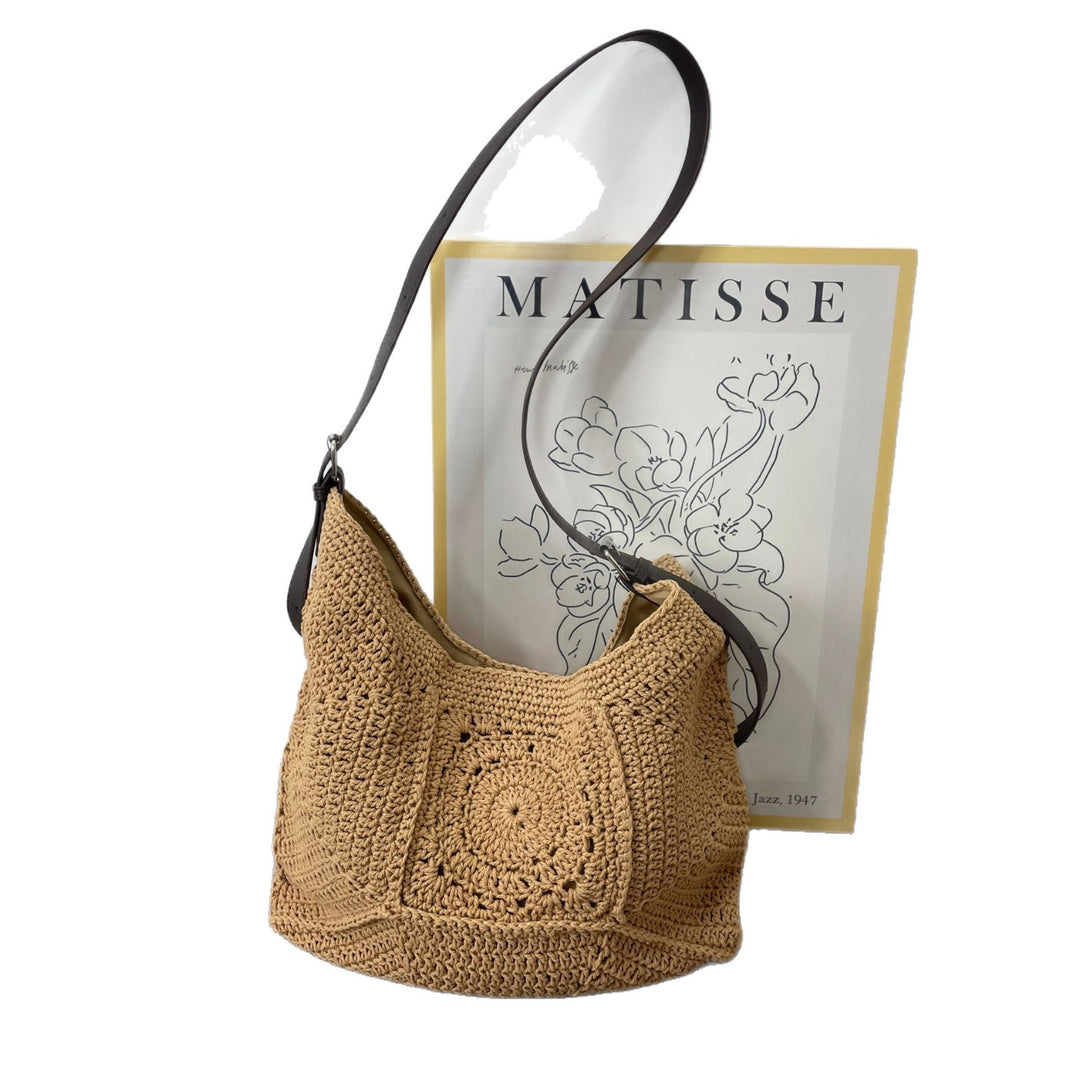 Hand-knotted handbag with leather details Bowlift