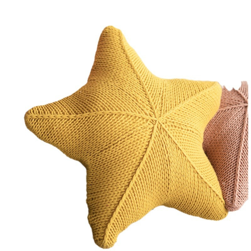 Star-Shaped Chunky Knit Decorative Cushion Bowlift