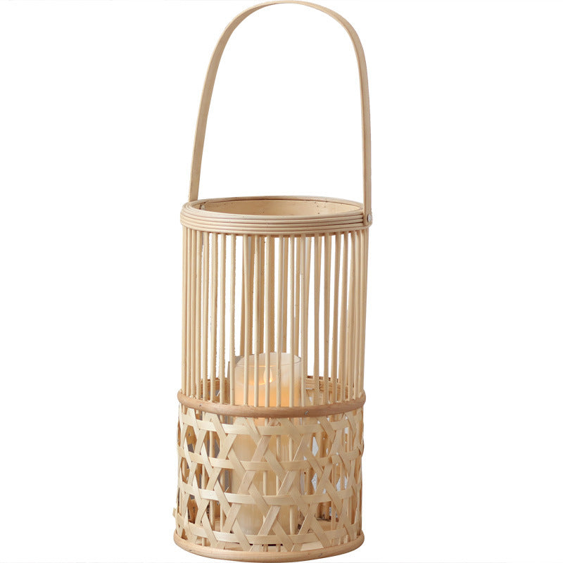 Handcrafted lantern made of rattan Bowlift