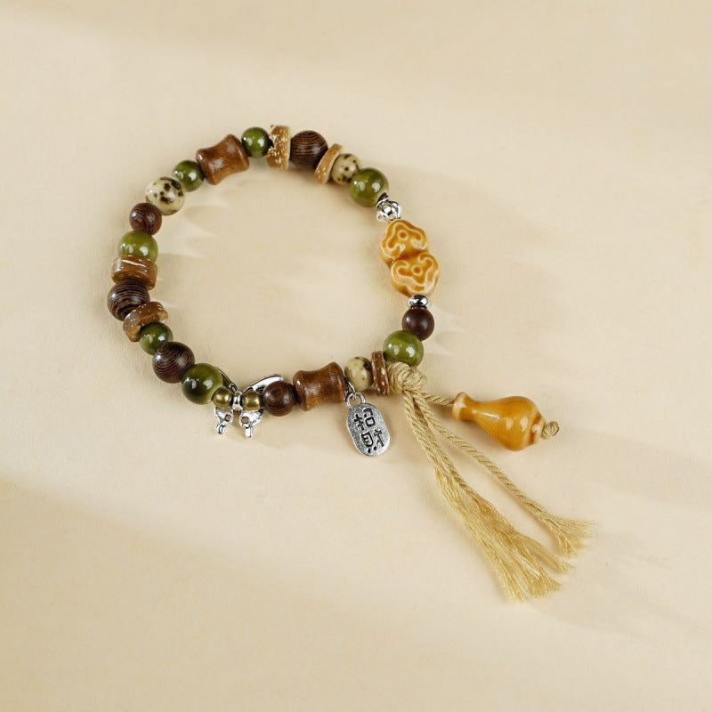 Heart-Shaped Beaded Bracelet Bowlift