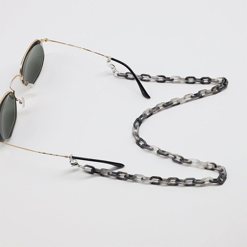 Fashionable Eyewear Chain Bowlift