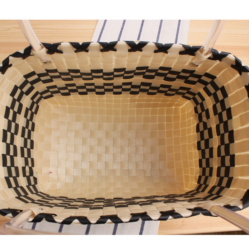 Tote bag with modern check pattern and sturdy carrying straps Bowlift