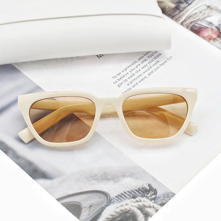 Women's geometric designer sunglasses in modern look Bowlift