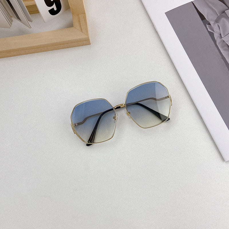 Fashionable Geometric Sunglasses Bowlift