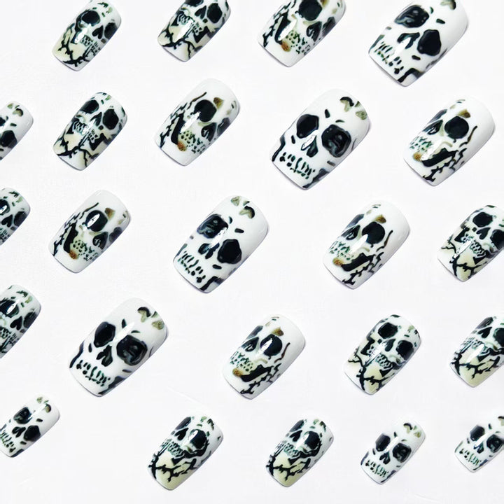 Creative artificial nails with lovingly detailed skull design Bowlift