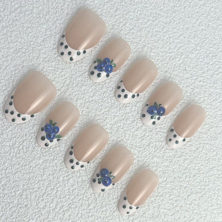 Creative artificial nails with berry pattern Bowlift
