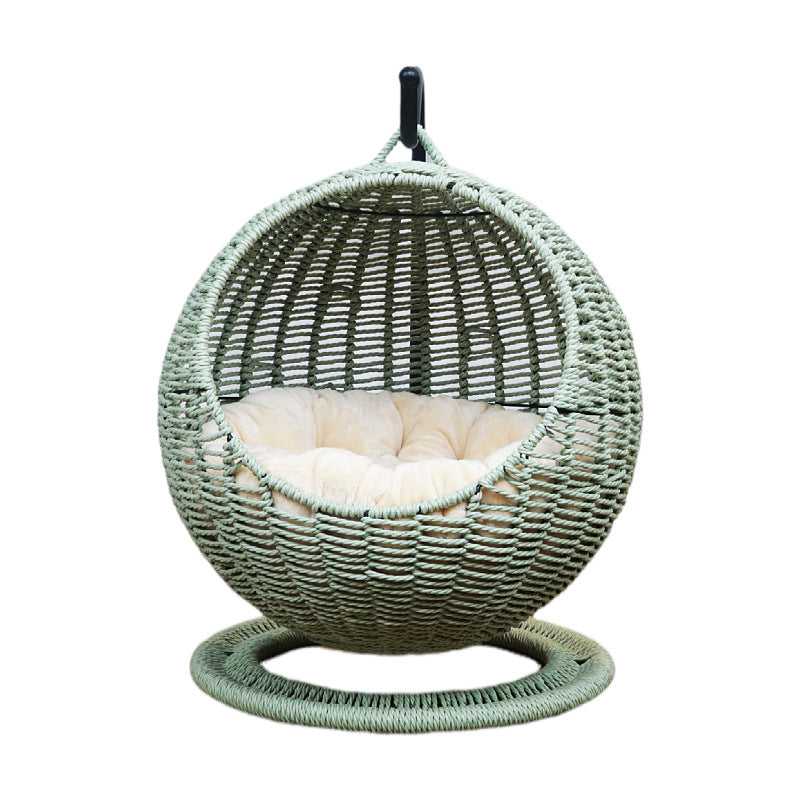 Comfortable hanging chair made of rattan Bowlift