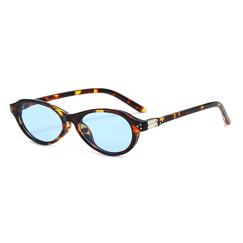 Vintage-Inspired Cat-Eye Glasses Bowlift