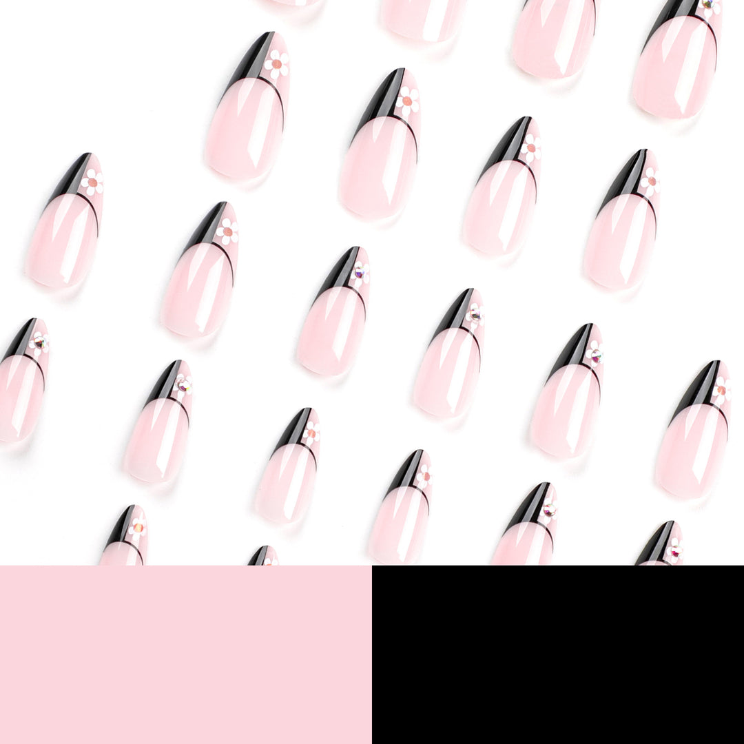 Artful nail art in elegant stiletto design Bowlift