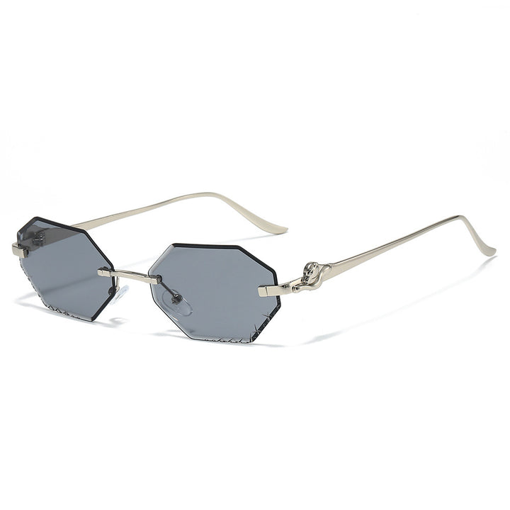 Fashion-Forward Angular Sunglasses Bowlift