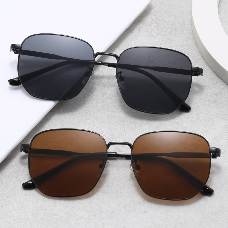 Women's Fashion Glasses in Modern Shield Design Bowlift