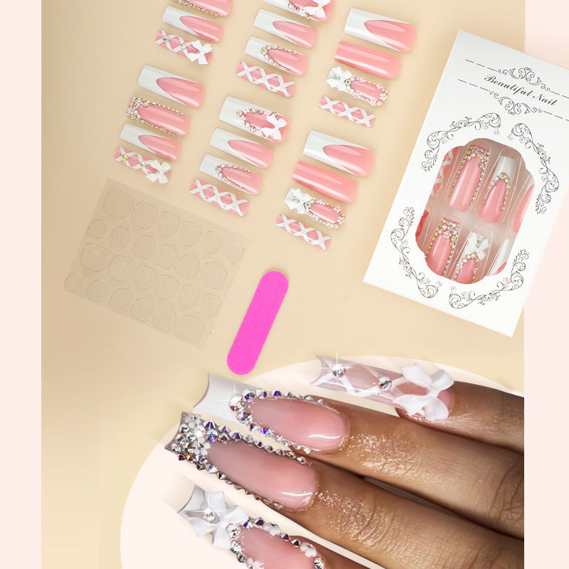 Shiny and creative nail art Bowlift