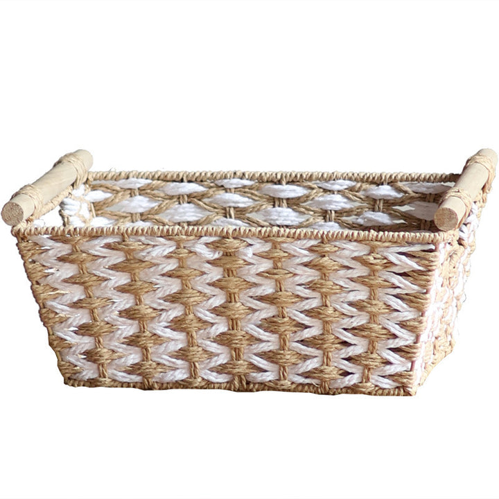 Handcrafted laundry basket made of natural material Bowlift