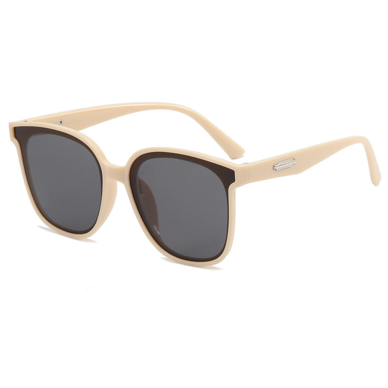 Women's stylish sunglasses with wide frame and UV protection Bowlift