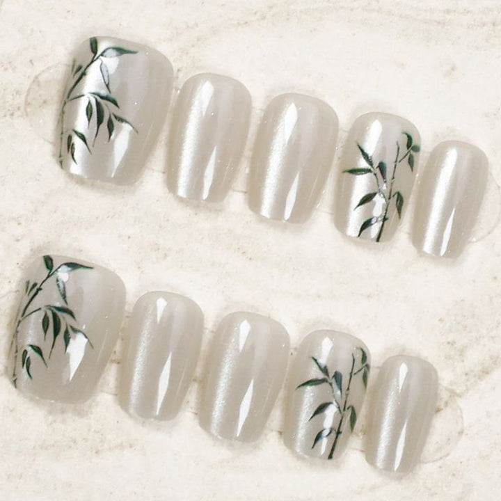 Artistic Floral Press-On Nail Art Bowlift