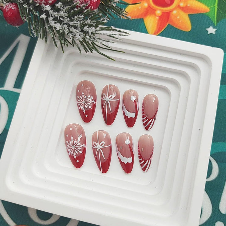 Festive Holiday-Themed Press-On Nail Set Bowlift