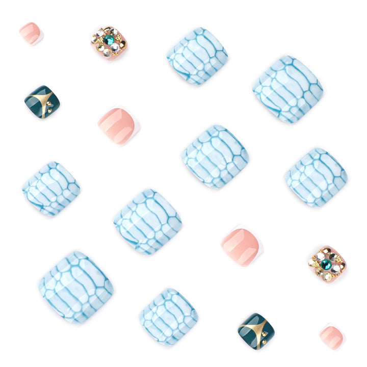 Artful toenail decoration Bowlift